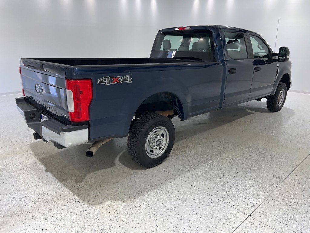 Used 2019 Ford F250 XL w/ Power Equipment Group image 4