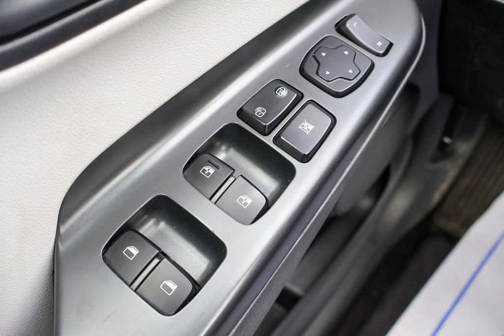 Used 2023 Hyundai Kona SEL image 16