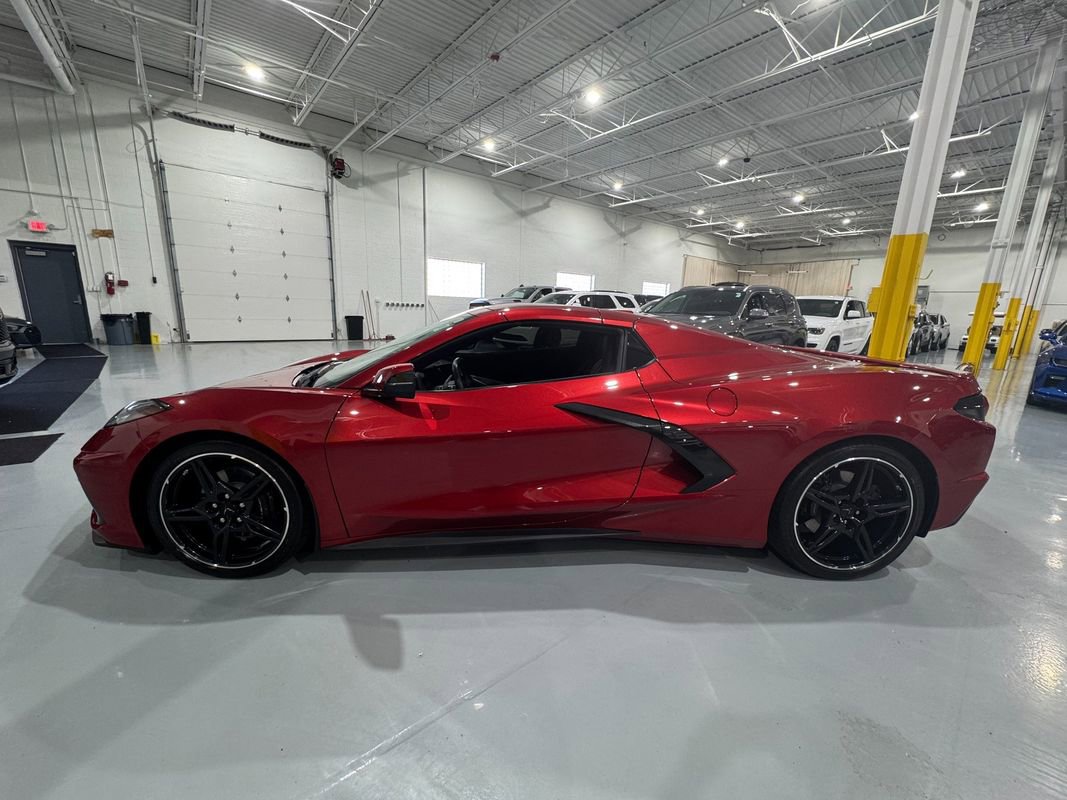 Used 2022 Chevrolet Corvette Stingray Convertible w/ Battery Protection Package image 4