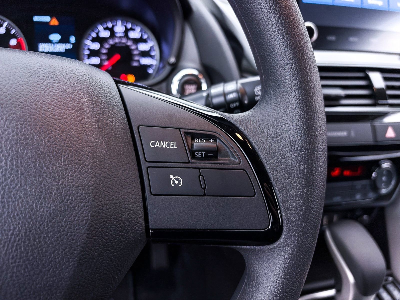 New 2025 Mitsubishi Eclipse Cross LE image 20