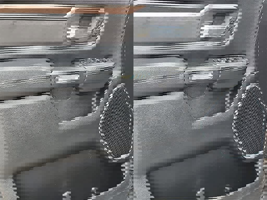 Used 2021 RAM 1500 Laramie image 11