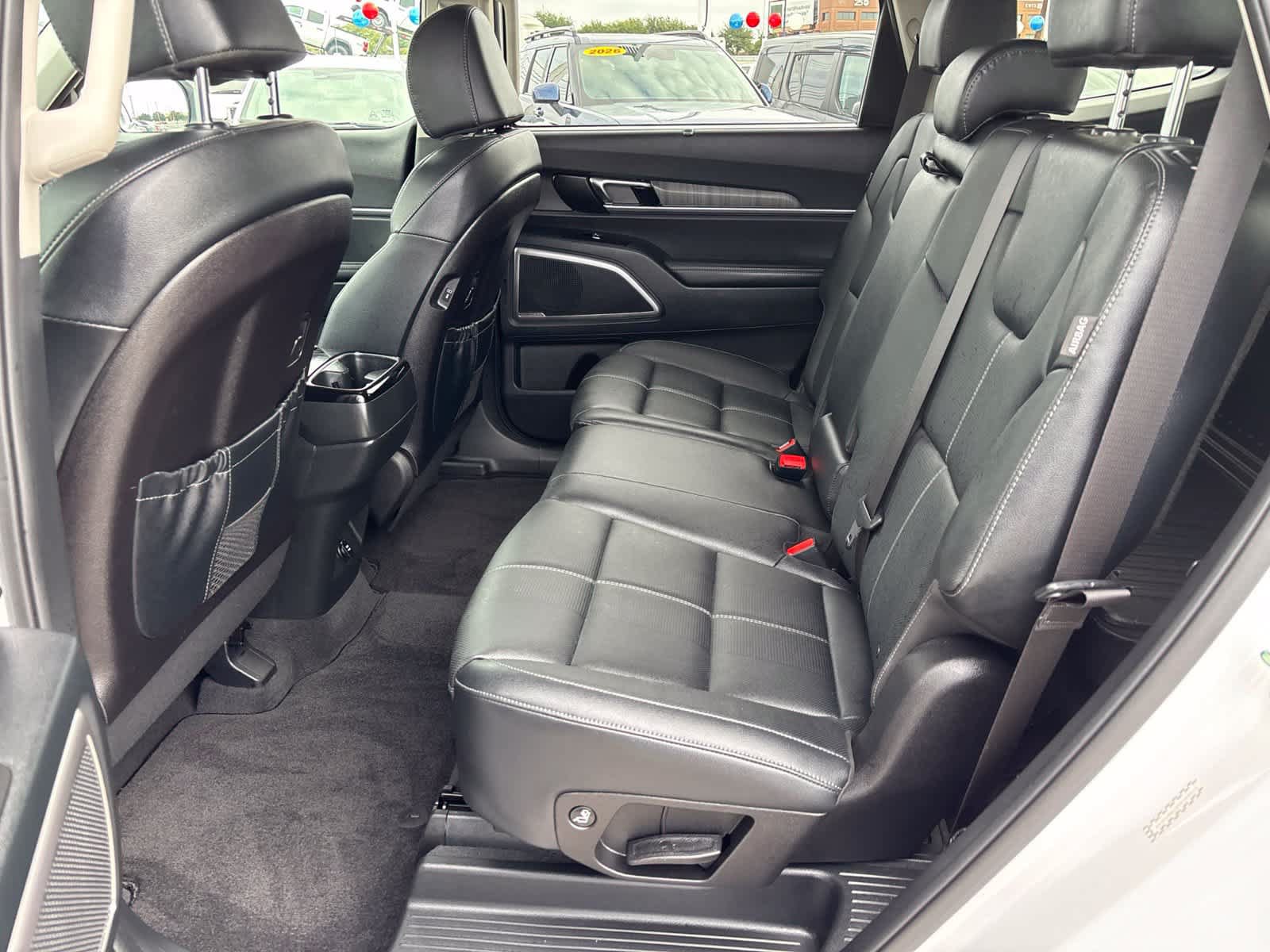 Used 2025 Kia Telluride EX FWD image 17