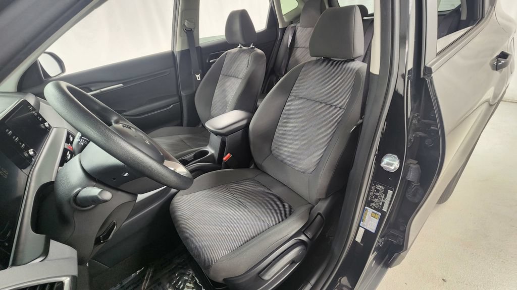 Used 2024 Kia Seltos LX AWD/4WD image 10