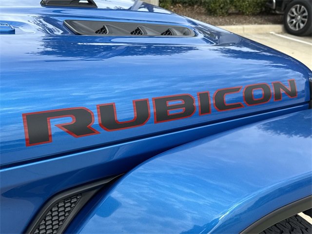 Used 2022 Jeep Gladiator Rubicon w/ Cold Weather Group image 14