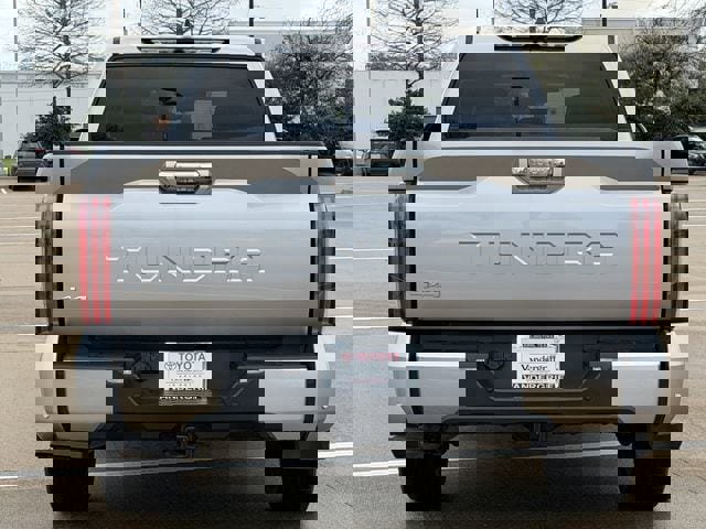 Used 2024 Toyota Tundra Limited image 5
