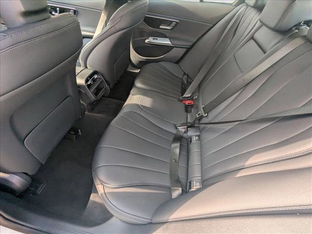 Used 2025 Mercedes-Benz E 350 Sedan image 20