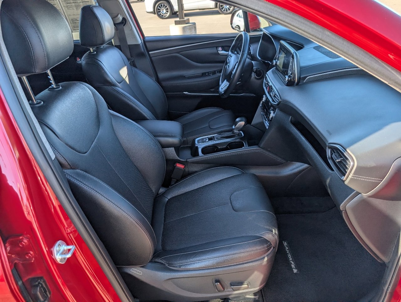 Used 2019 Hyundai Santa Fe Limited w/ Cargo Package image 8