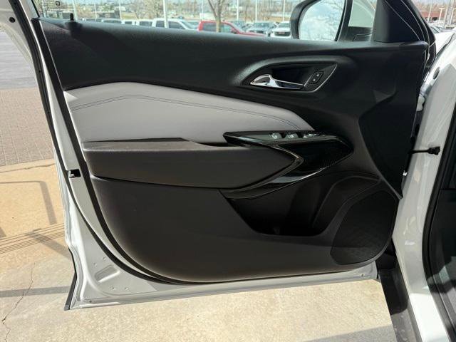 New 2026 Chevrolet Trax LT w/ LT Convenience Package image 12