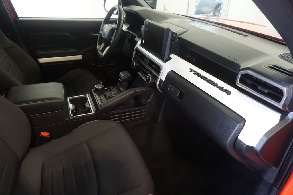 Used 2024 Toyota Tacoma TRD Off-Road AWD/4WD image 23