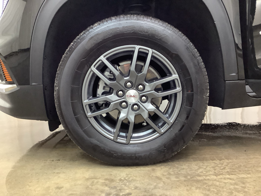 Used 2025 GMC Acadia Elevation FWD image 26