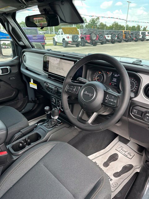 New 2026 Jeep Wrangler Unlimited Sport AWD/4WD image 30