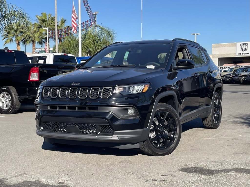 New 2026 Jeep Compass Latitude image 1