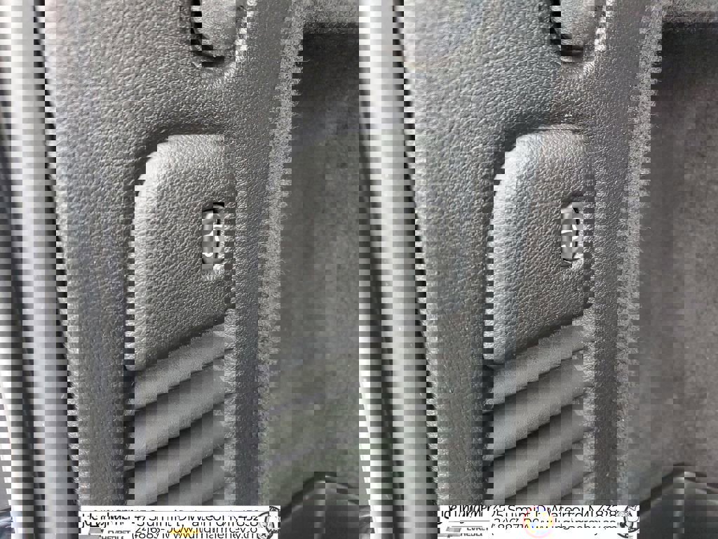 Used 2023 Dodge Durango GT image 31