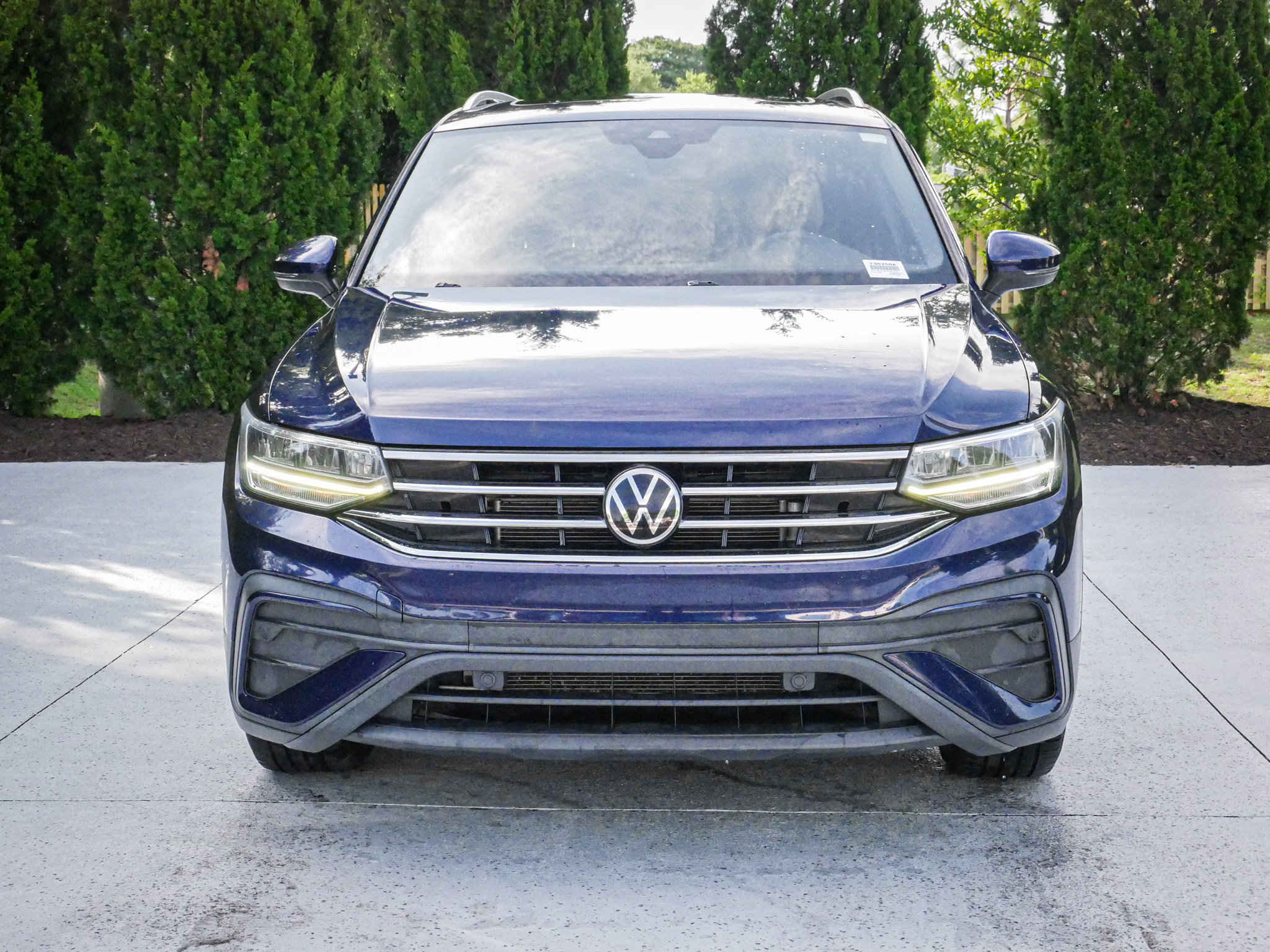 Used 2022 Volkswagen Tiguan SE AWD/4WD image 3