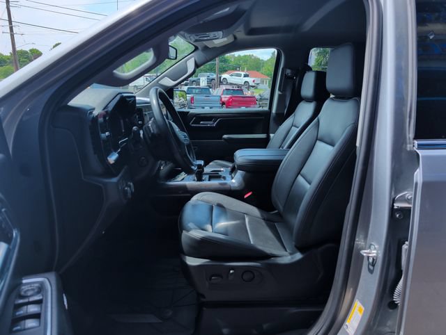Used 2023 Chevrolet Silverado 1500 LTZ w/ LTZ Convenience Package II AWD/4WD image 12