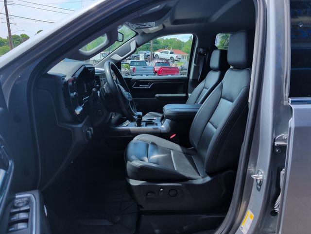 Used 2023 Chevrolet Silverado 1500 LTZ w/ LTZ Convenience Package II AWD/4WD image 12