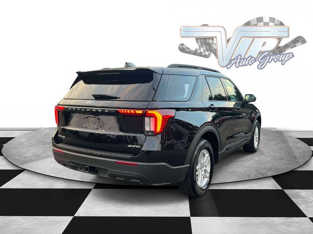 Used 2026 Ford Explorer Active AWD/4WD image 6