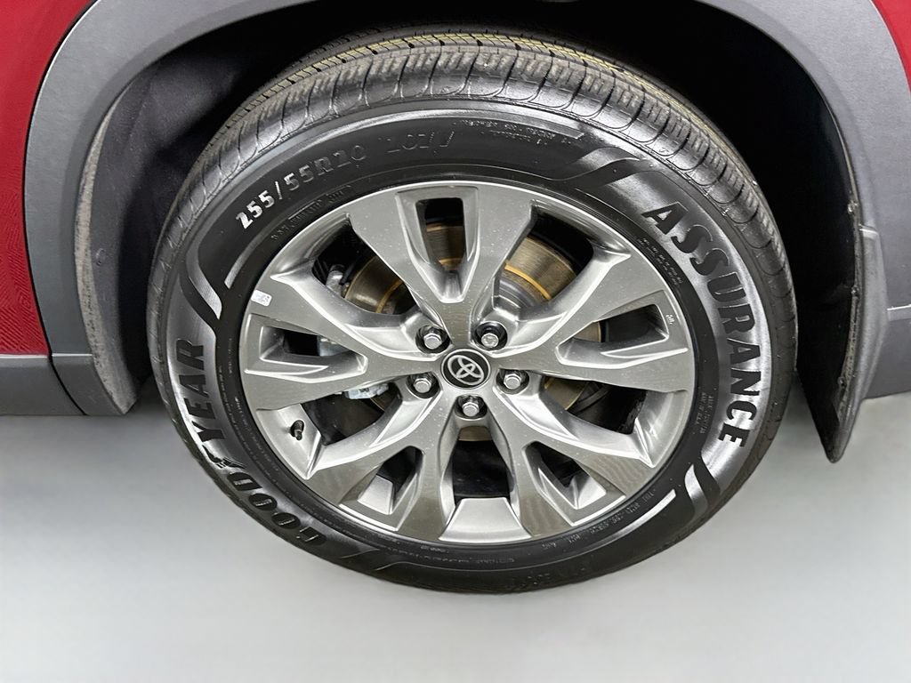 Certified 2024 Toyota Grand Highlander AWD image 36