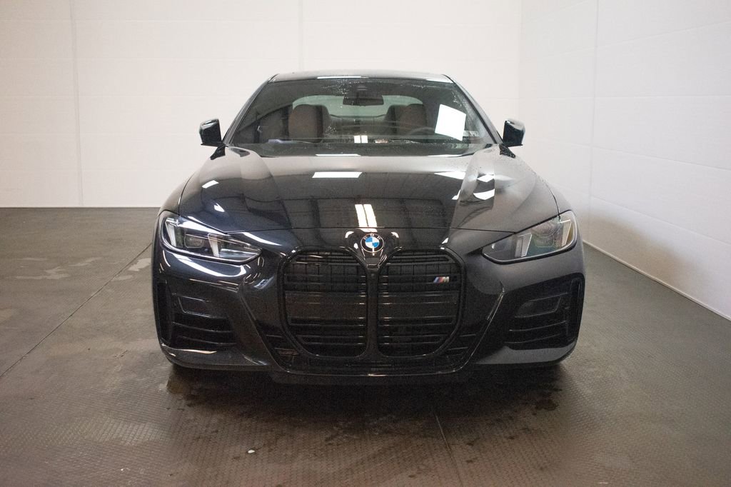 Certified 2026 BMW 440i xDrive Coupe w/ Parking Assistance Package image 2