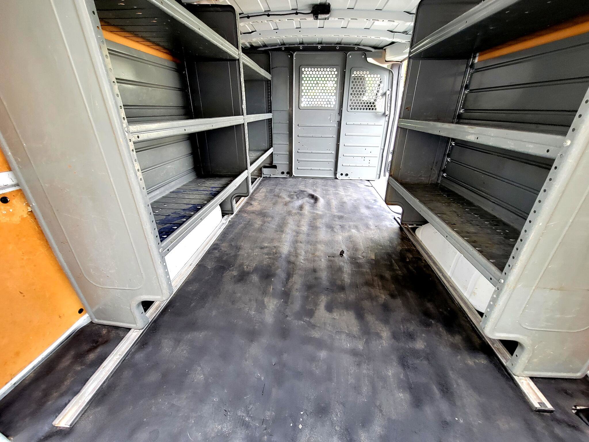 Used 2020 Nissan NV 2500 SV image 30