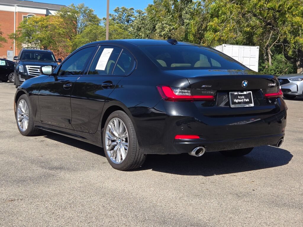 Used 2023 BMW 330i xDrive Sedan w/ Driving Assistance Package AWD/4WD image 22