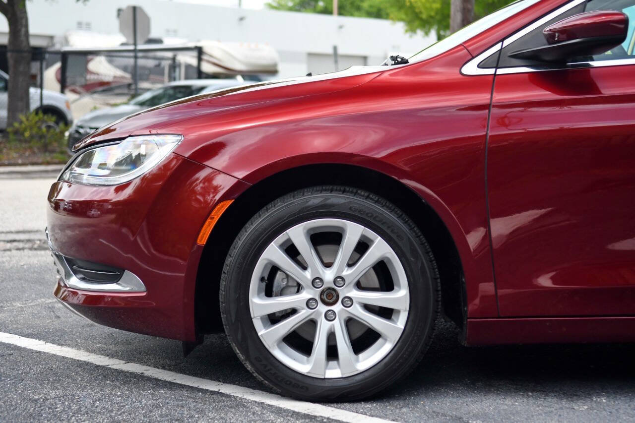 Used 2015 Chrysler 200 Limited FWD image 6