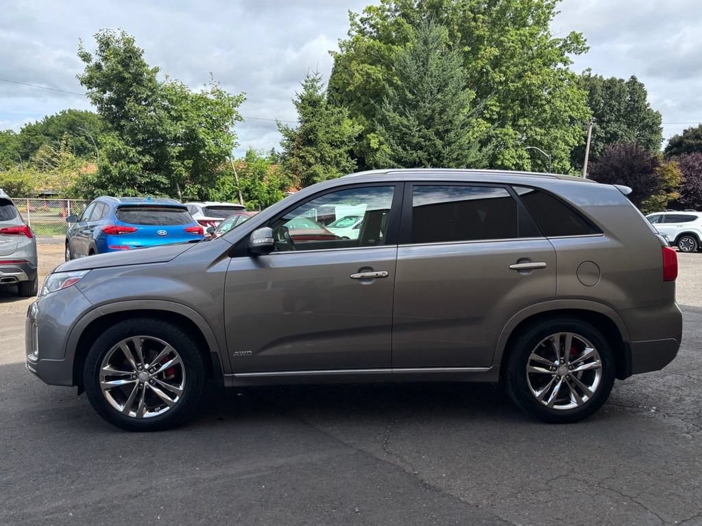 Used 2014 Kia Sorento SX w/ 3rd Row Package AWD/4WD image 11