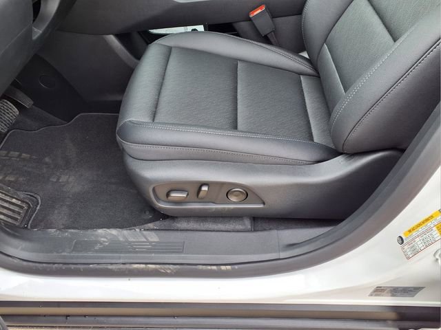 New 2026 Chevrolet Equinox LT FWD image 22