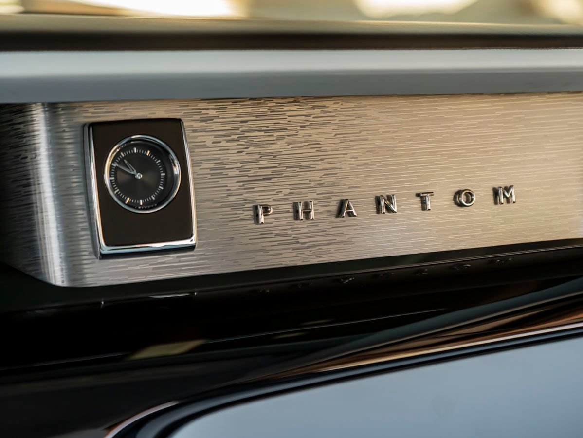Used 2023 Rolls-Royce Phantom Sedan w/ The Phantom Package RWD image 13