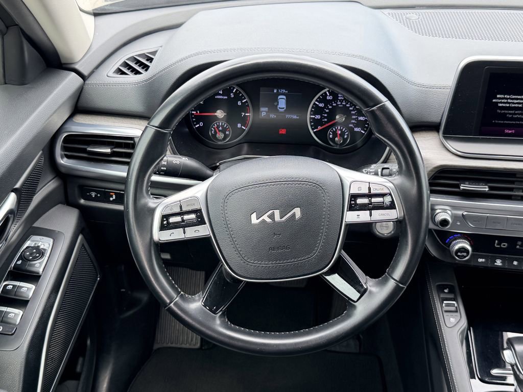 Used 2022 Kia Telluride EX w/ EX Premium Package FWD image 17