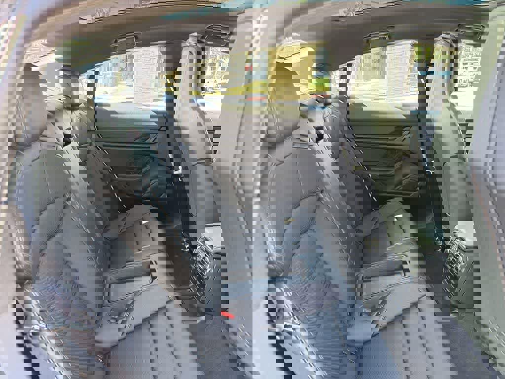 Used 2023 Porsche Taycan w/ Premium Package image 34