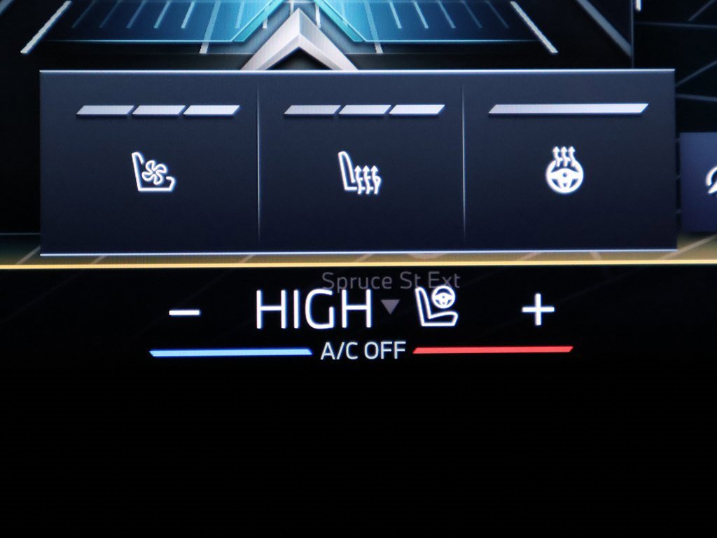 Used 2025 BMW X6 xDrive40i w/ Climate Comfort Package image 49