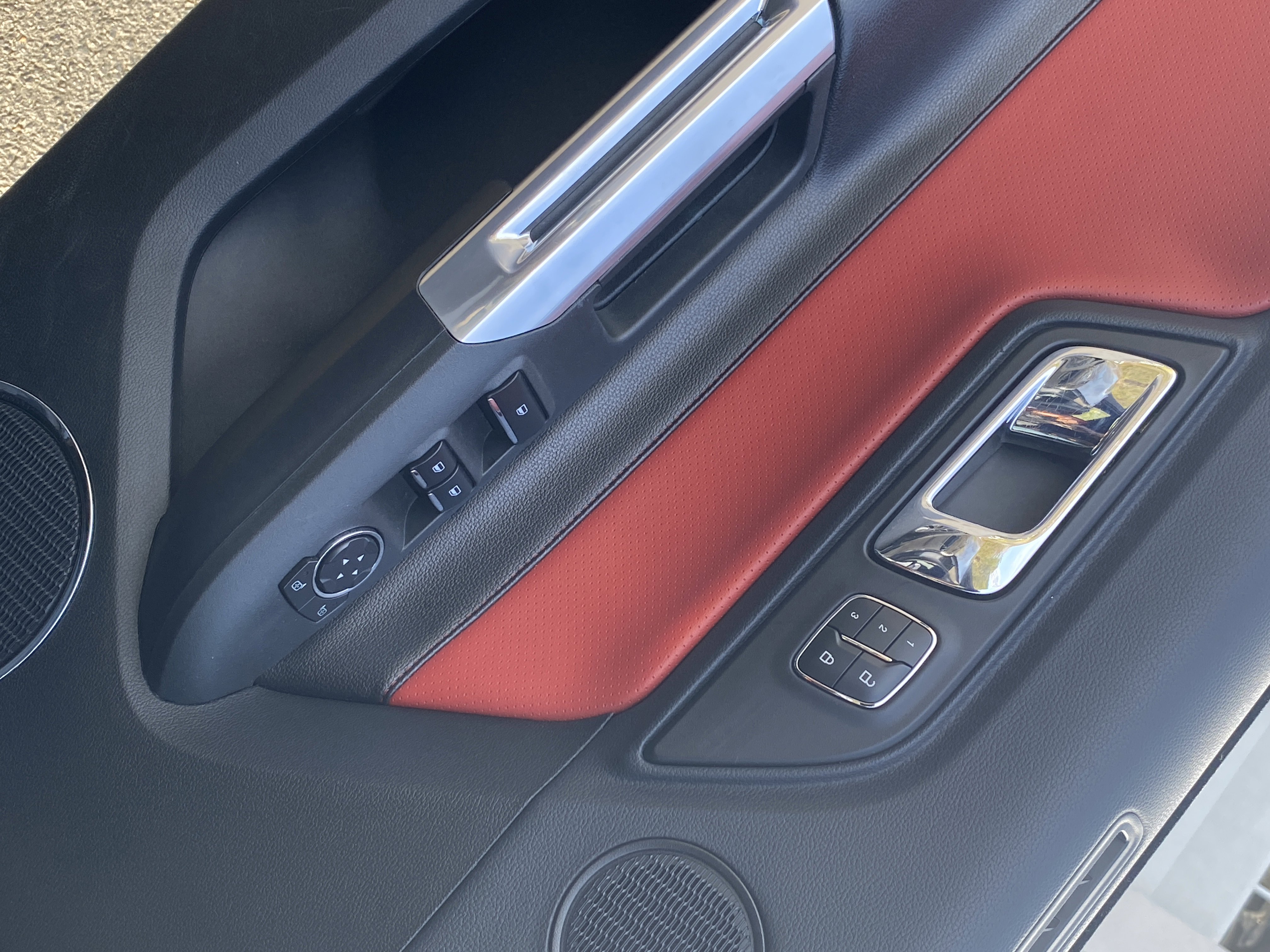 Used 2017 Ford Mustang GT Premium w/ Equipment Group 401A image 10