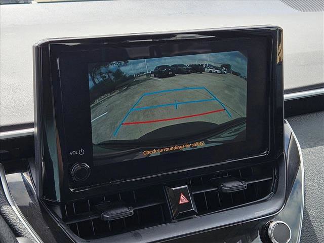 Used 2025 Toyota Corolla LE FWD image 13