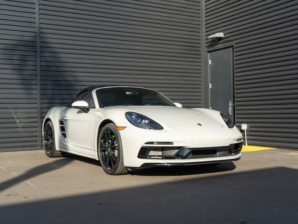 Used 2025 Porsche 718 Boxster S image 7