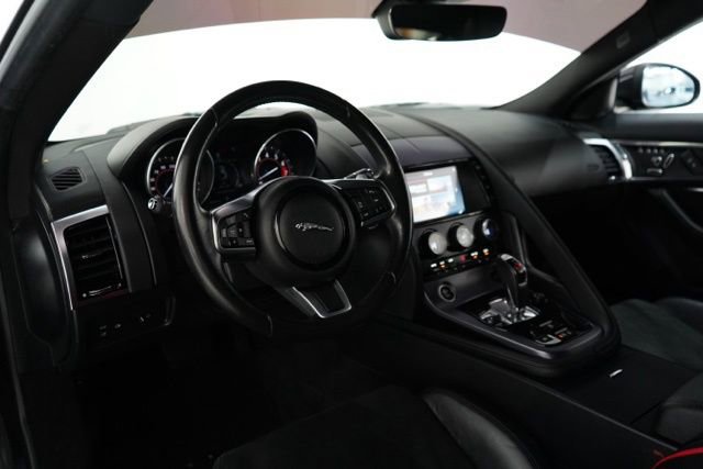 Used 2018 Jaguar F-TYPE Coupe image 14