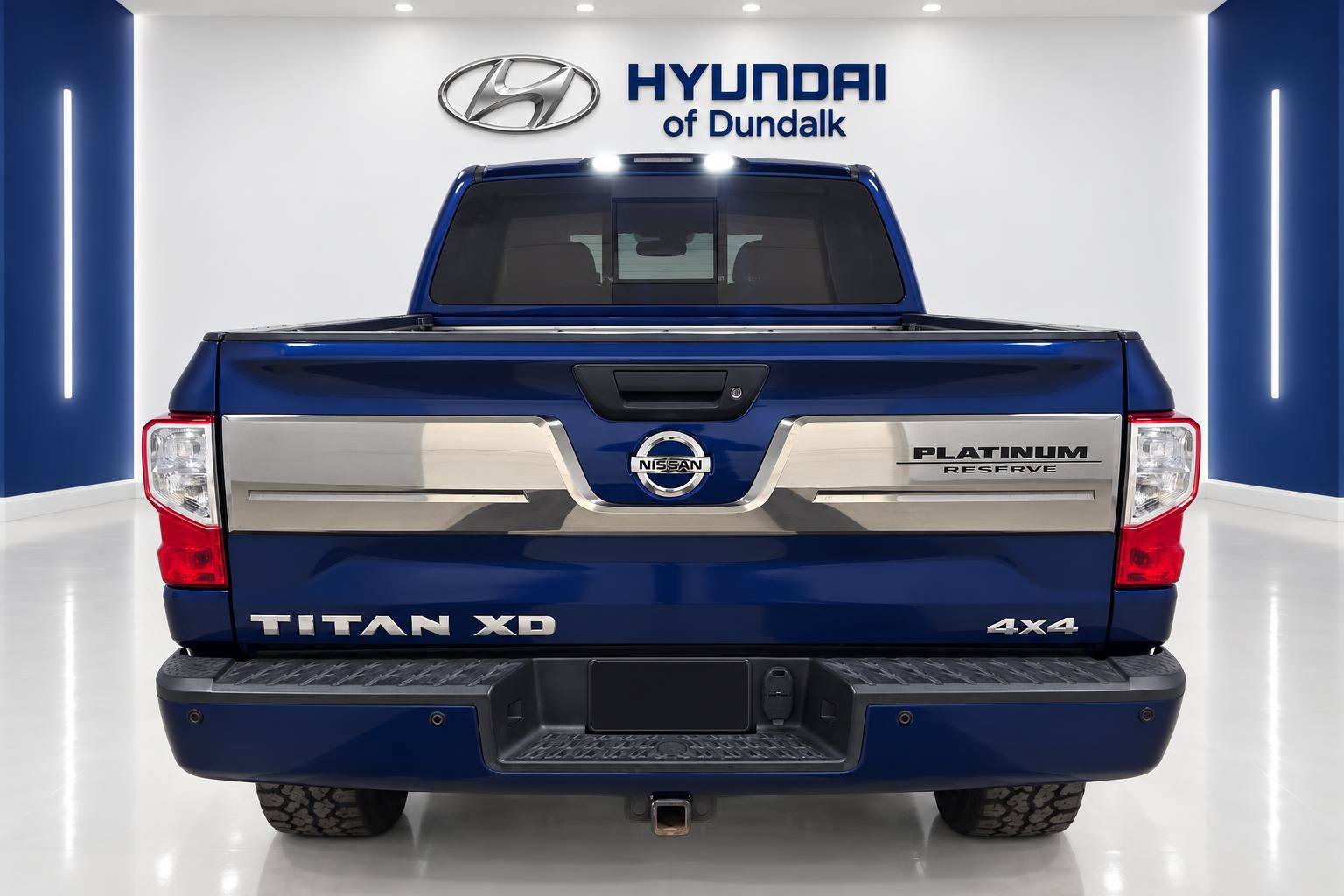 Used 2017 Nissan Titan Platinum Reserve AWD/4WD image 6