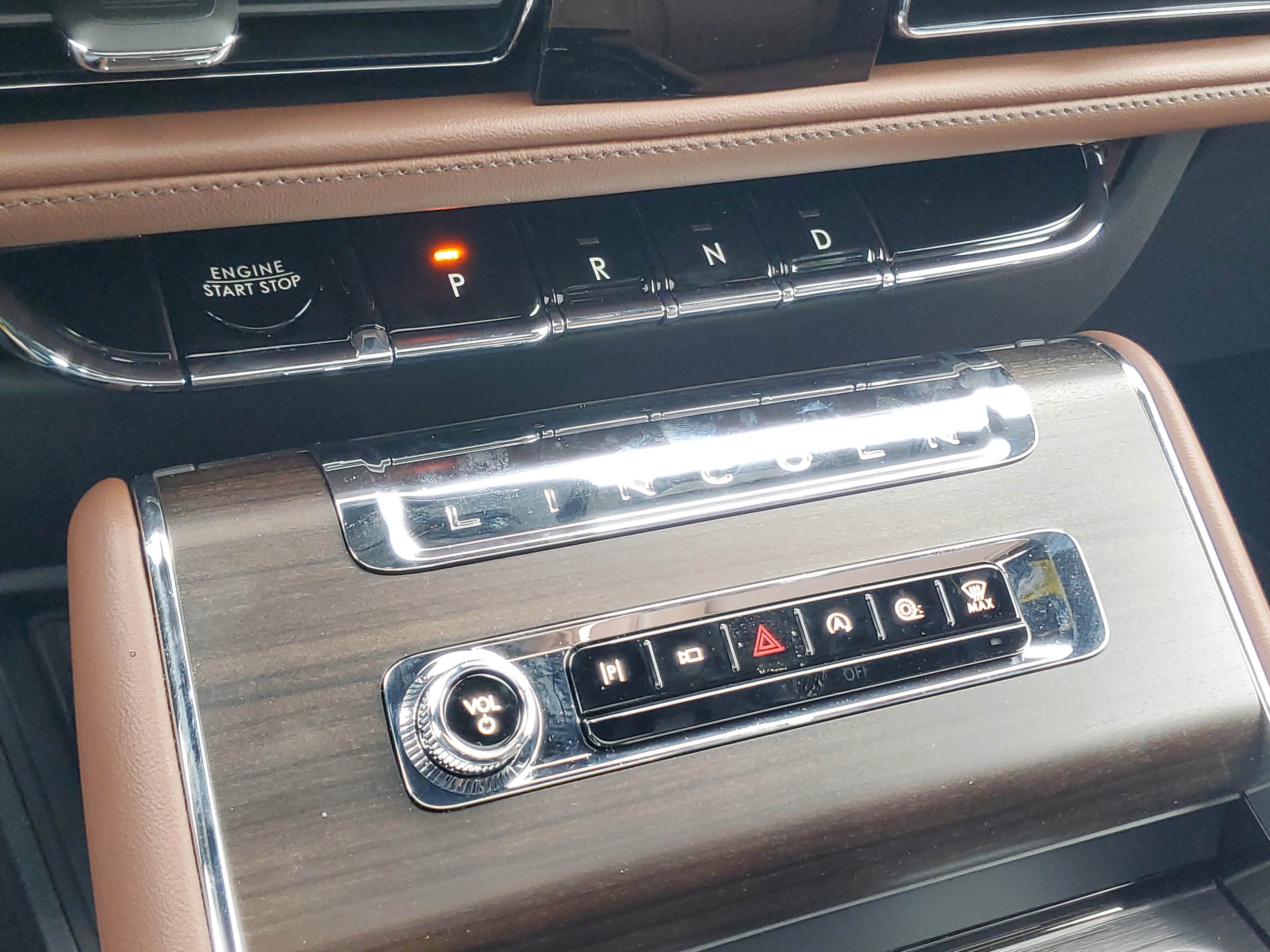 New 2026 Lincoln Aviator Reserve w/ Jet Appearance Package AWD/4WD image 21