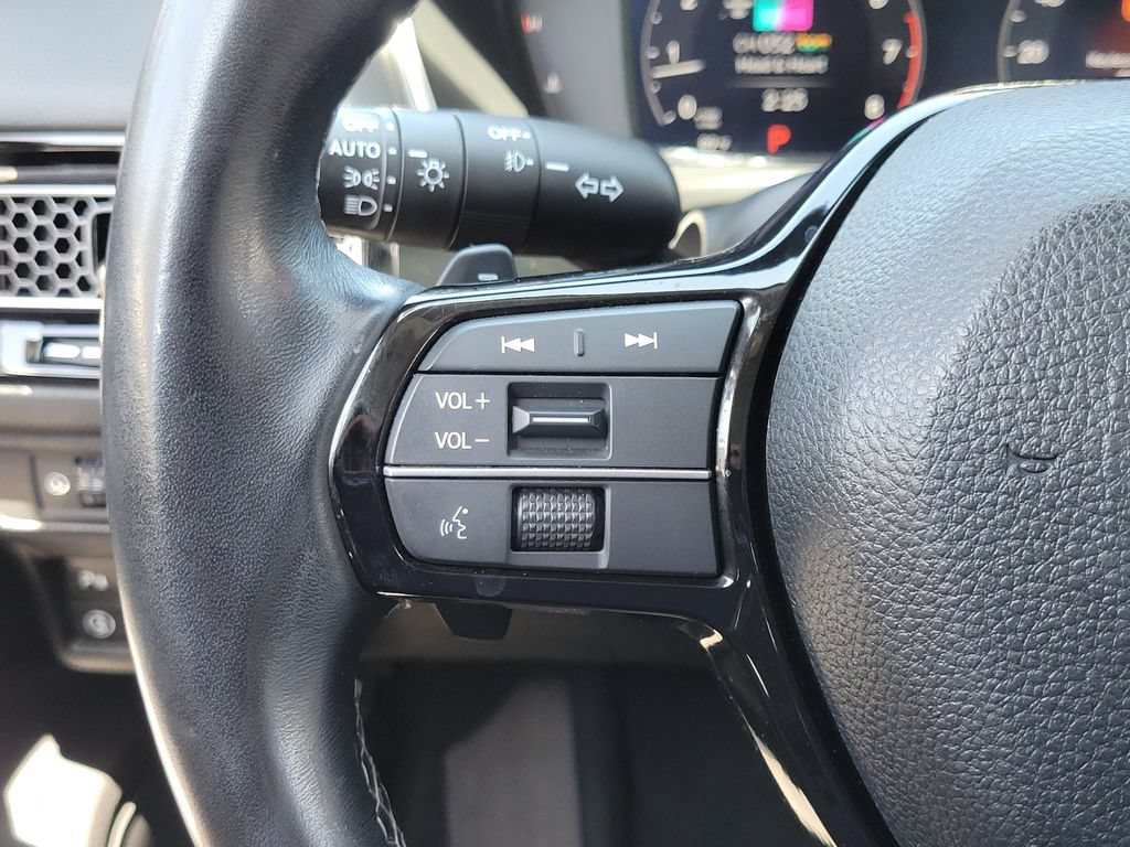 Used 2024 Honda Civic Touring image 5