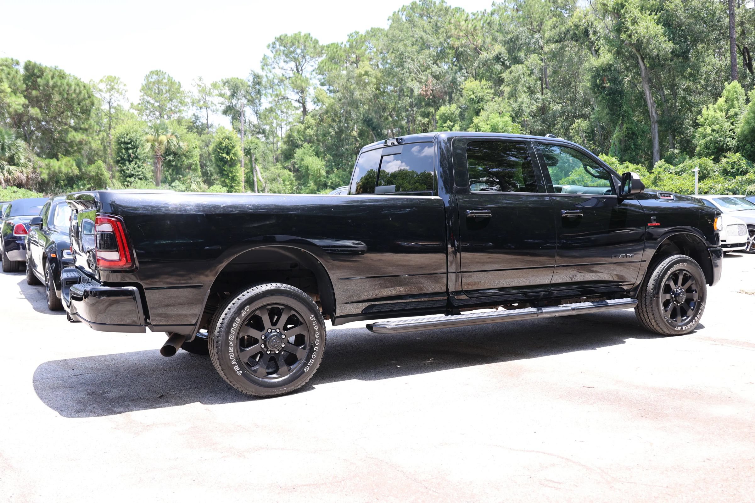 Used 2022 RAM 3500 Big Horn w/ Level C Equiment Group AWD/4WD image 4