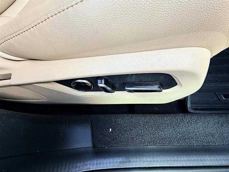 Used 2021 Acura TLX image 22