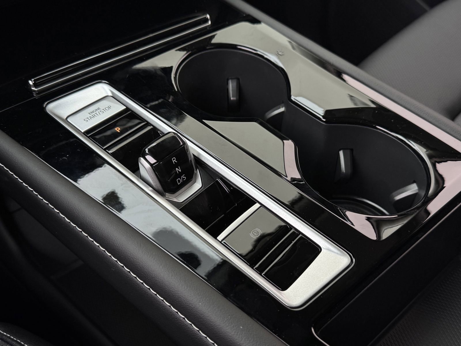 New 2026 Volkswagen Atlas SE image 18