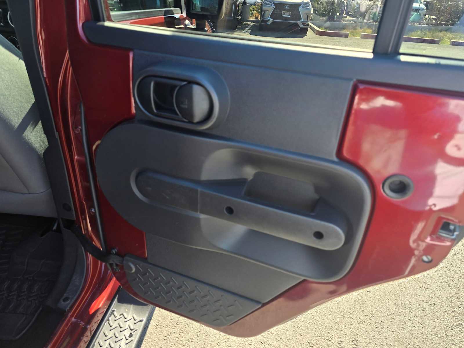 Used 2010 Jeep Wrangler Unlimited Sahara w/ Trailer Tow Group image 14