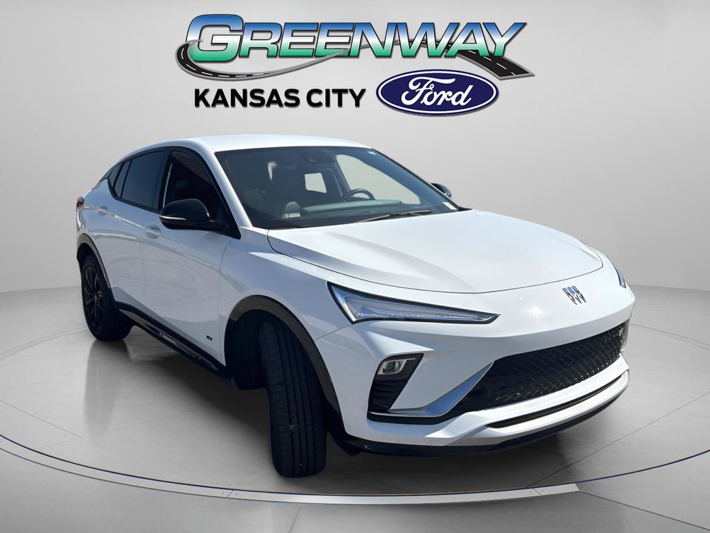 Used 2025 Buick Envista Sport Touring w/ Convenience I Package image 1