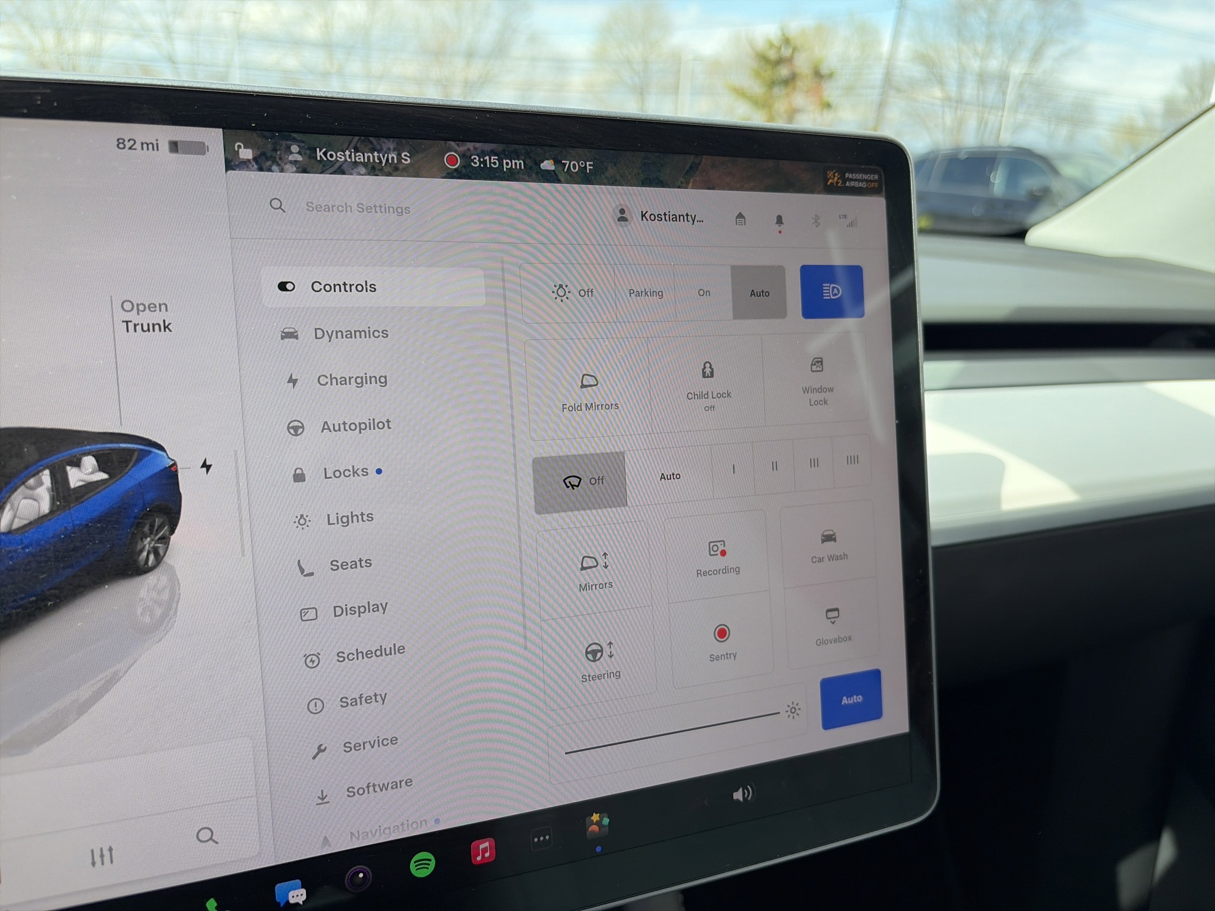 Used 2022 Tesla Model Y Long Range image 37