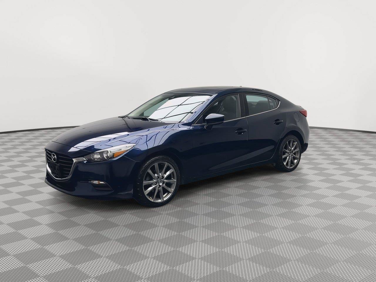 Used 2018 MAZDA MAZDA3 Touring FWD image 31