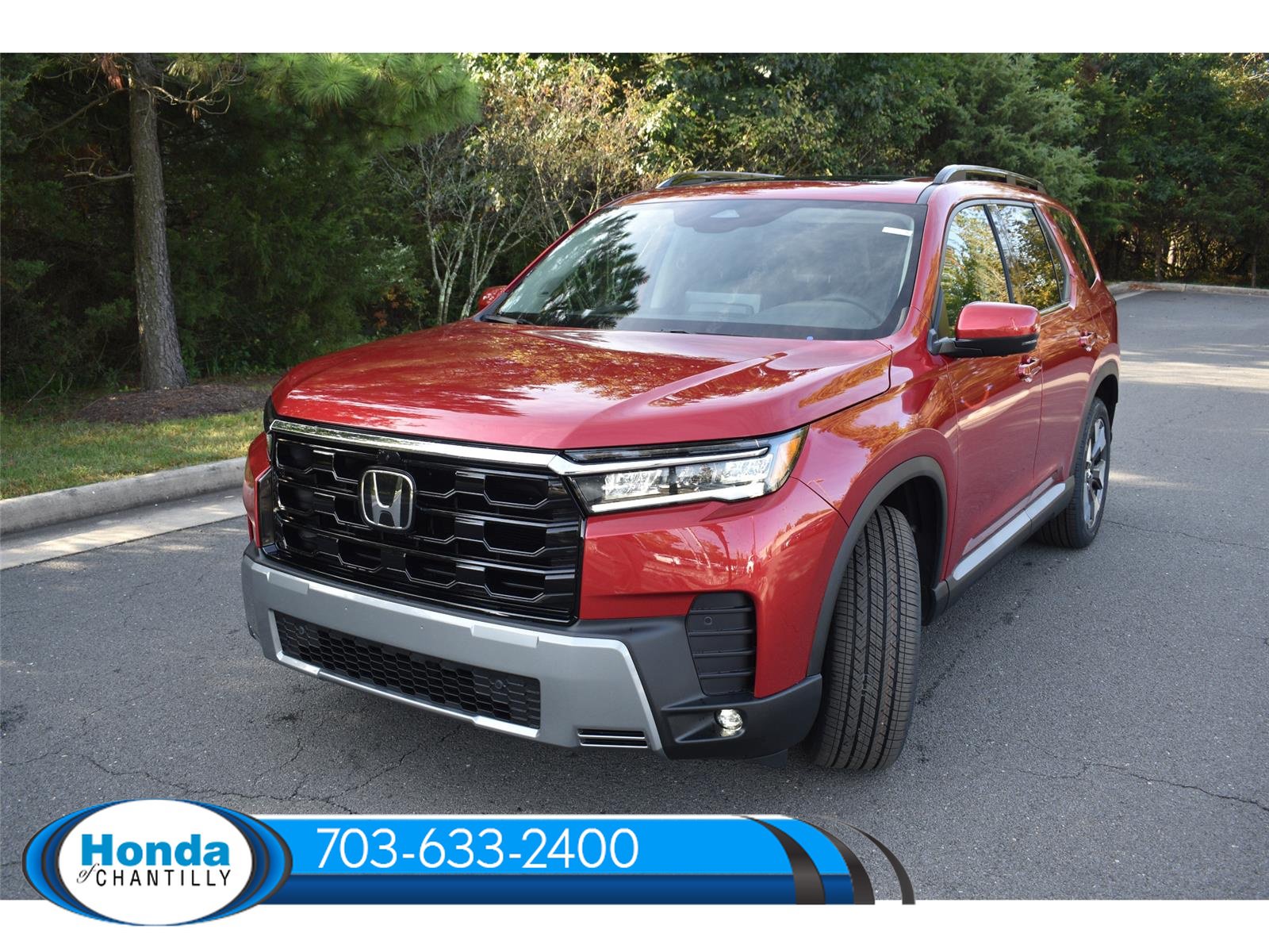 New 2026 Honda Pilot Touring image 3