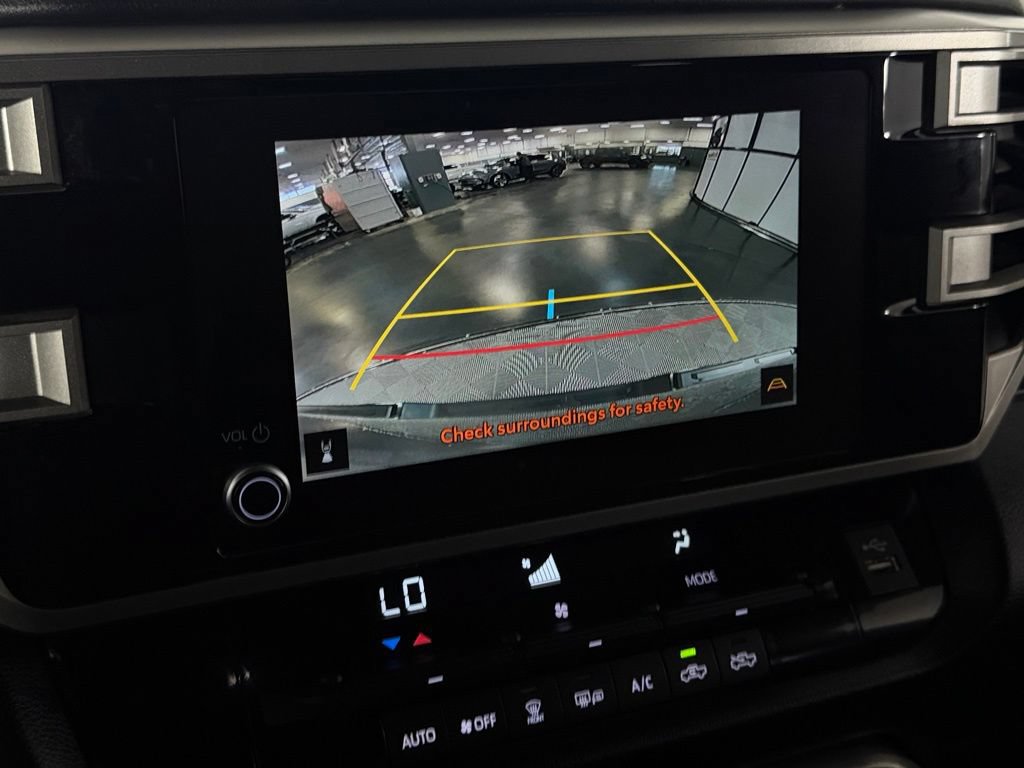 Used 2025 Toyota Tundra SR5 w/ SR5 Convenience Package AWD/4WD image 18