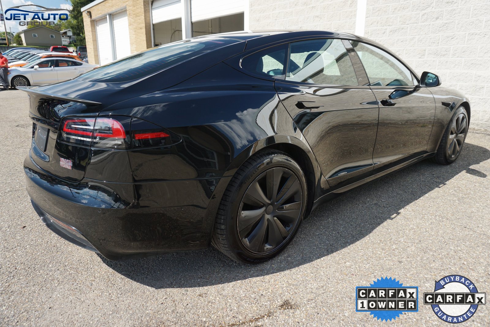 Used 2022 Tesla Model S Plaid image 10