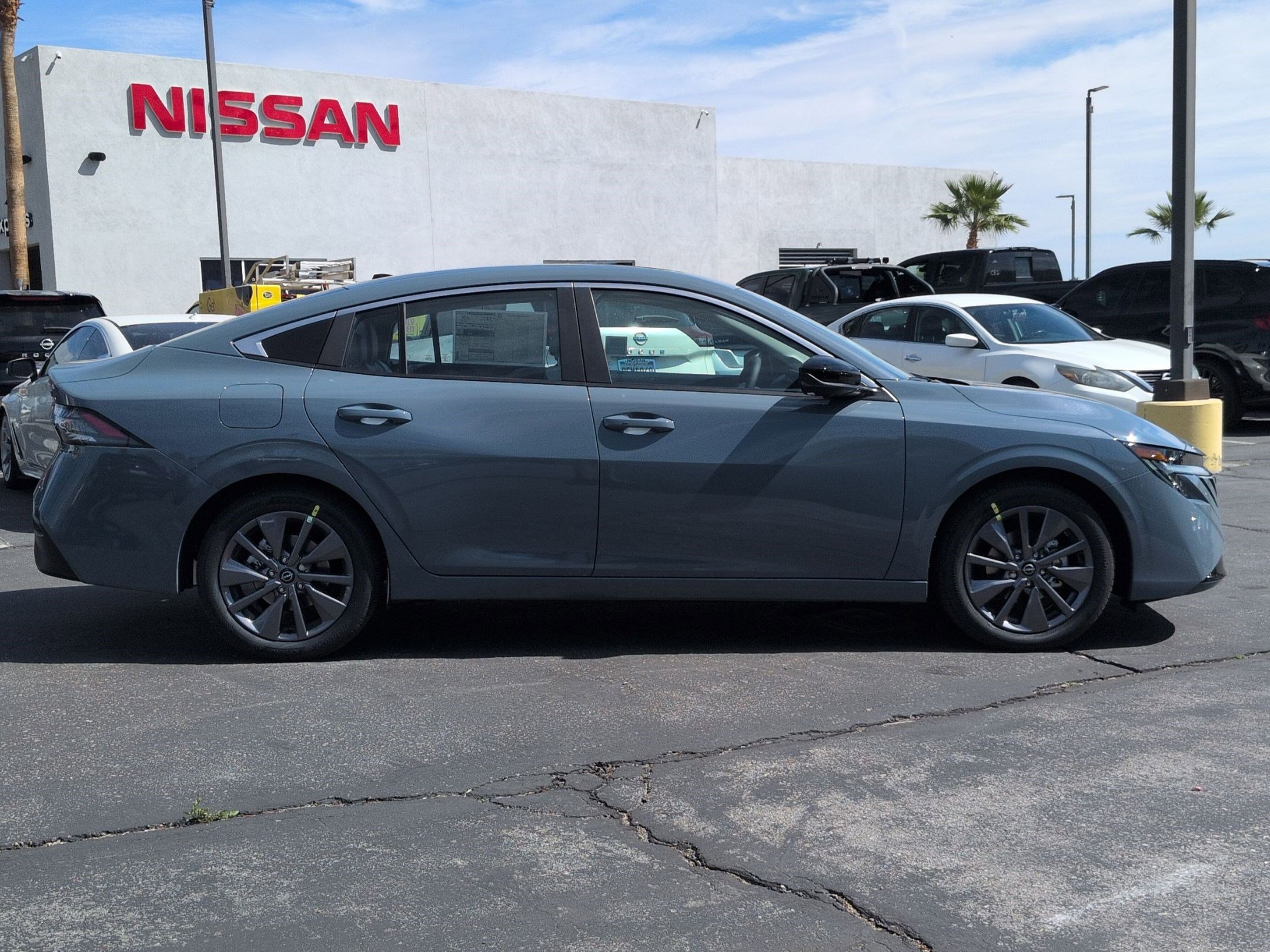 New 2026 Nissan Sentra SL w/ Floor Mat Package FWD image 5